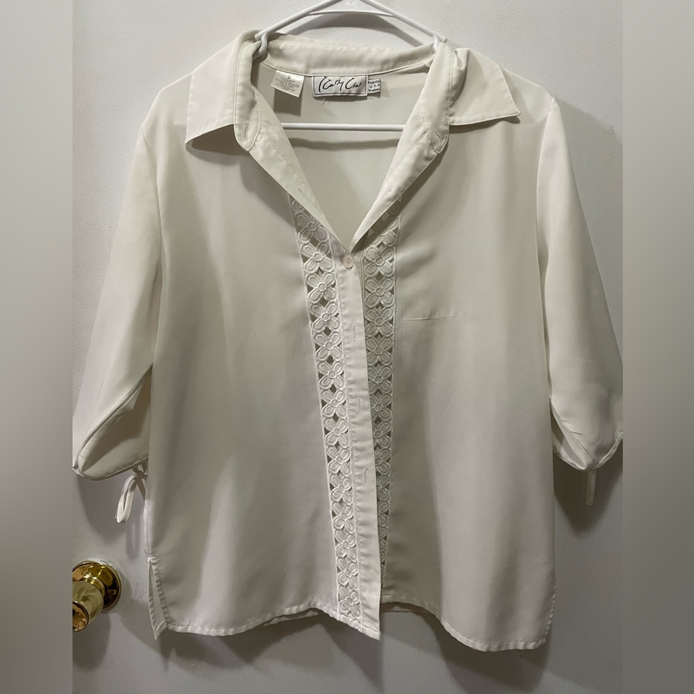 Vintage Kathy Che size 8 white blouse embroidery down the front, ties on sleeves